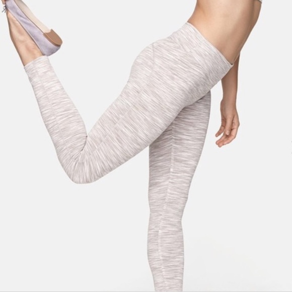 Outdoor Voices Pants - OV leggings oatmeal strata ronde tan Sz M pants